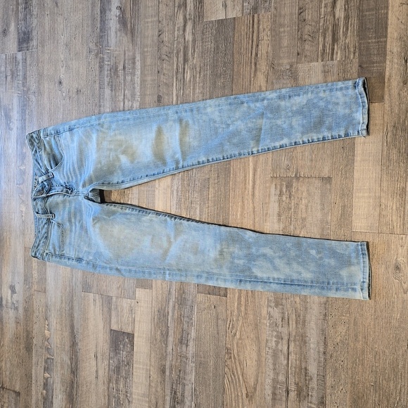 AMERICAN EAGLE | Bleach Pattern Denim Super Low Rise Denim Jeans | Size 4 - Picture 3 of 10